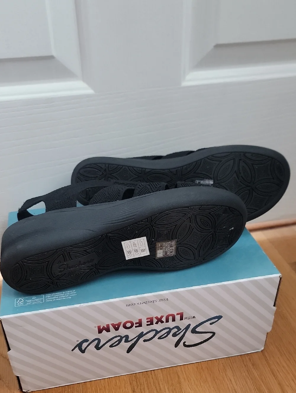 Skechers Black Knit Slingback Wedge Sandals Luxe Foam New Nwt 10